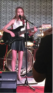 Sasha Warm performing at our recital at MTK Tavern