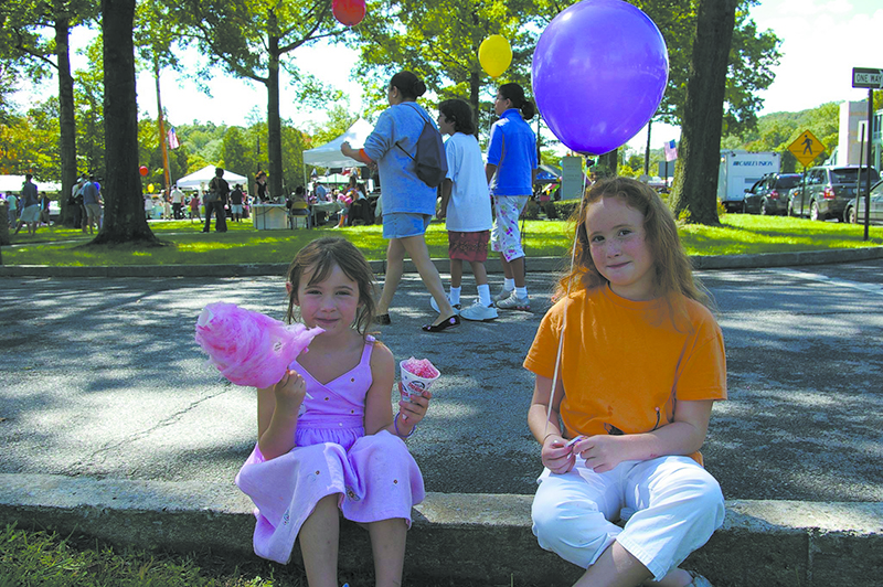 community day two girls
