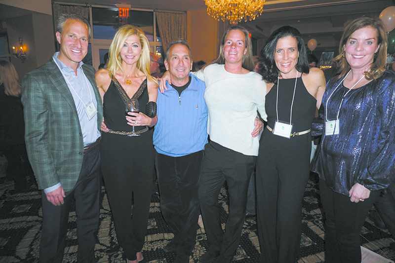 njoying the Chappaqua School Foundation Fundraiser: (L-R) David and Jenifer Gefsky, Bill Wachtell, Annie Zabar, Fran Flamino and Rachel Rader