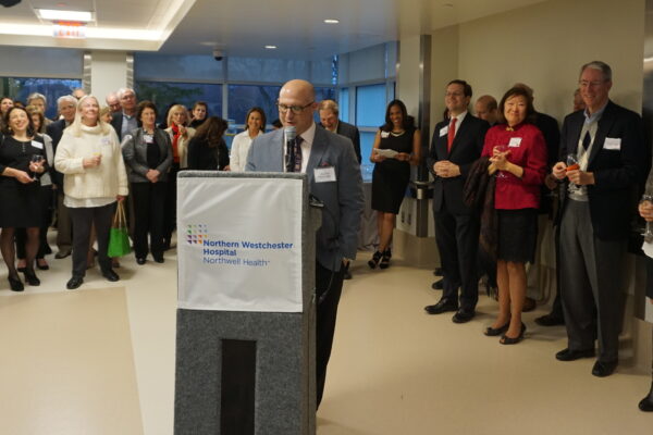 Dr. Marshal Peris, Director of Spine Surgery for NWH's Orthopedic and Spine Institute
